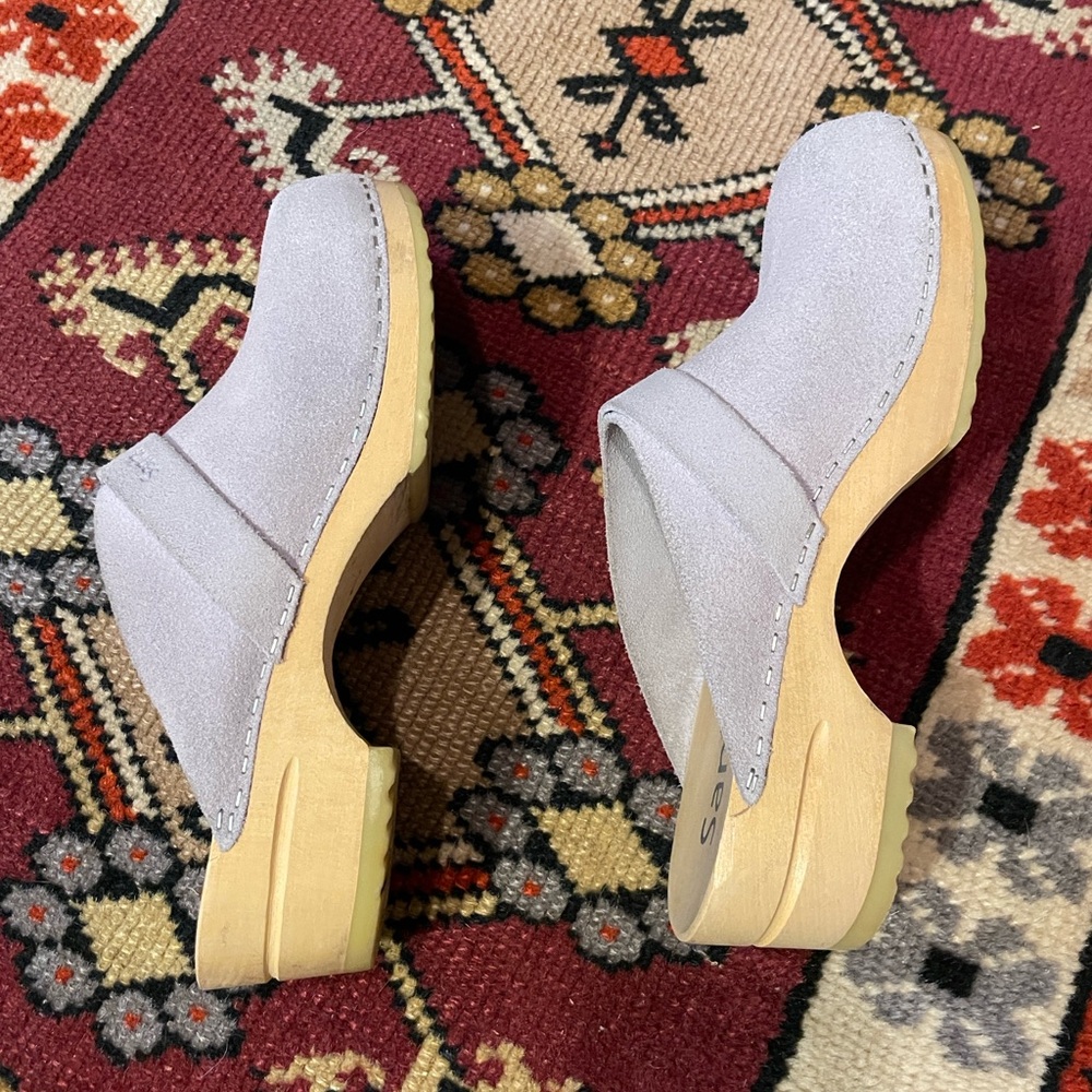 Sanita Women's Lavender grey Suede Clogs - Picture 3 of 4